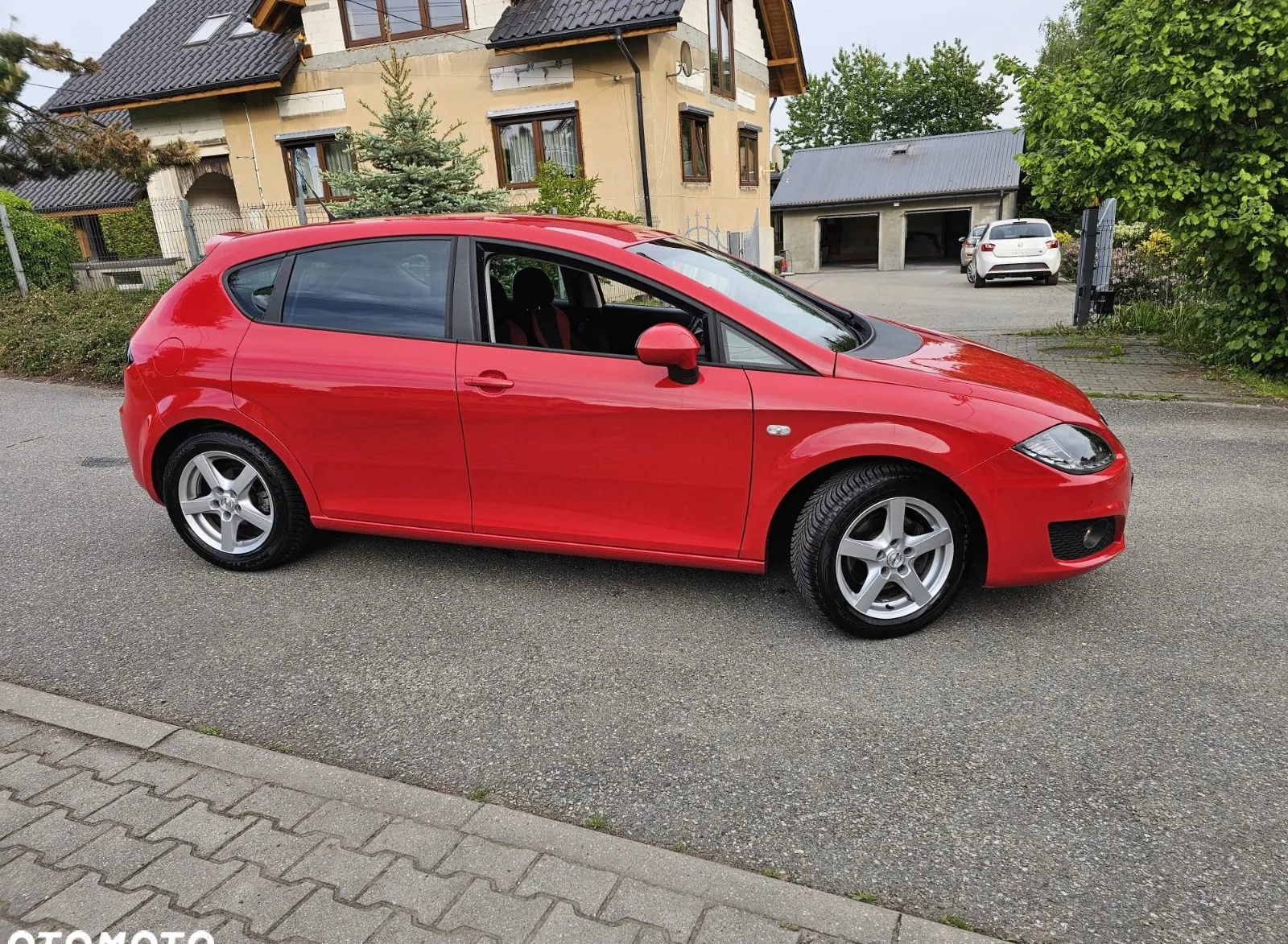 Seat Leon cena 27900 przebieg: 74876, rok produkcji 2011 z Kleczew małe 781